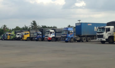 Nhà xe trọng tấn